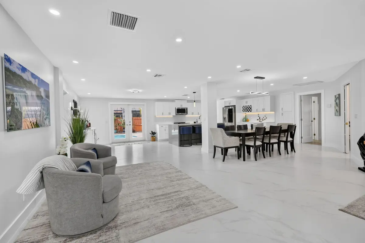 12-web-or-mls-BS1A1432 at 1390 PINE VALLEY Drive, Wellington
