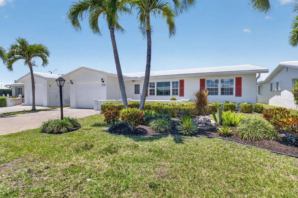 2-web-or-mls-DSC_3223 at 1709 SW 20TH Street, Boynton Beach