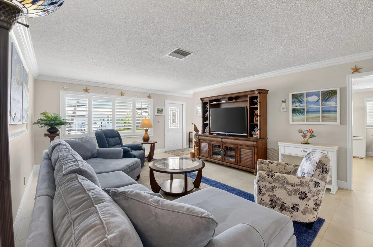 9-web-or-mls-DSC_3257 at 1709 SW 20TH Street, Boynton Beach
