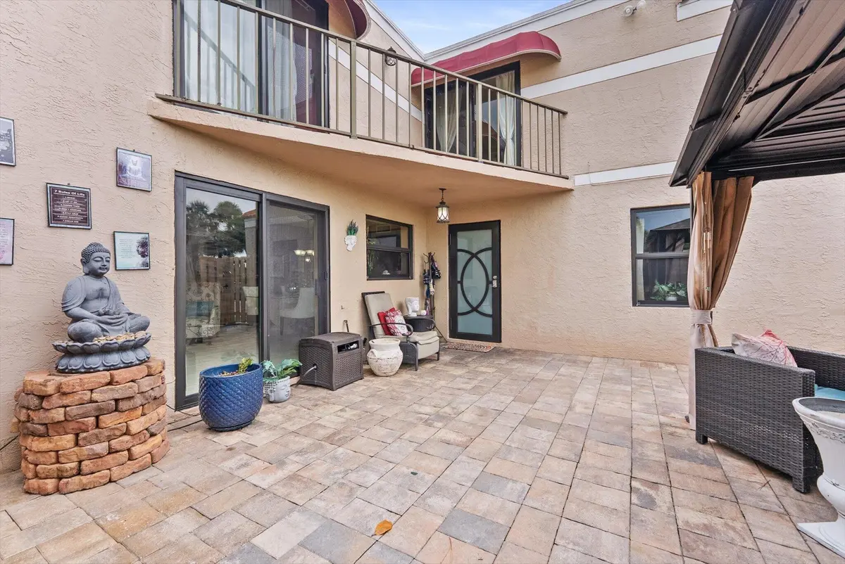 08-8 at 4240 Village Drive D, Delray Beach