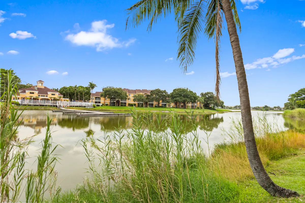 585A9537 at 3254 NW 22ND Avenue, Oakland Park