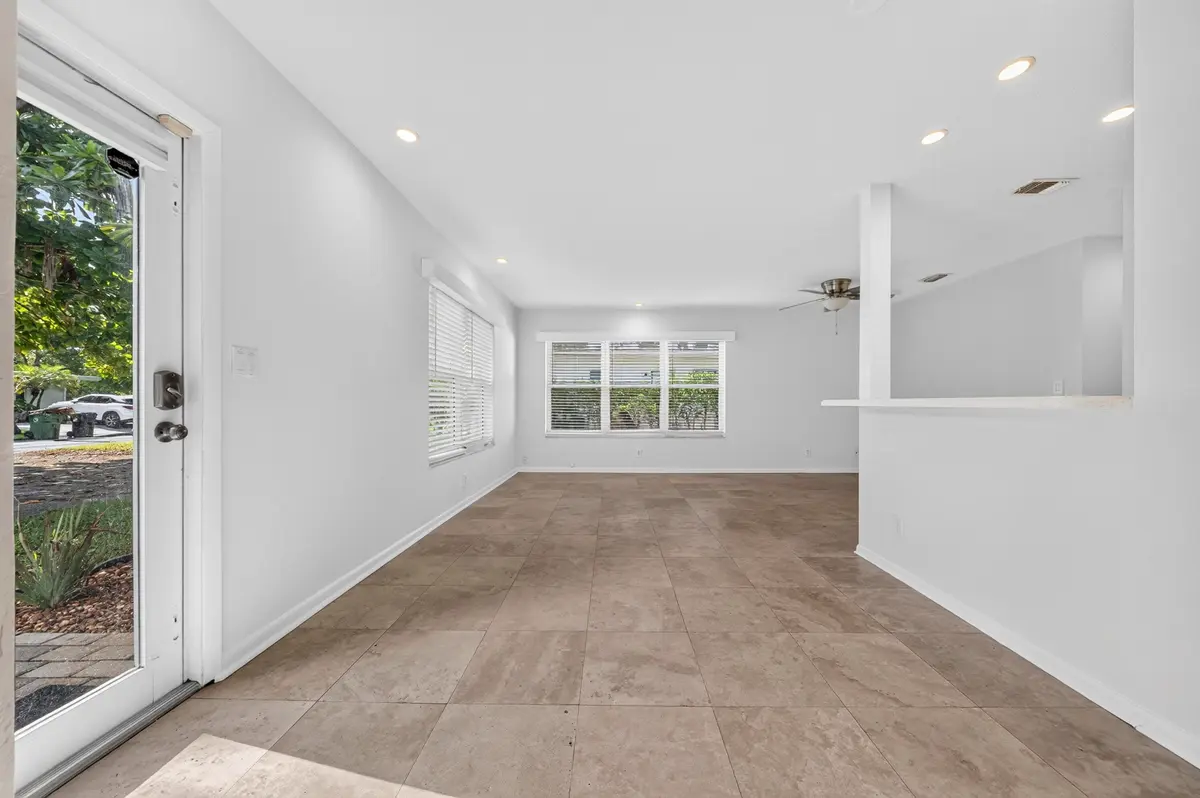 _DSC7691 at 1605 NE 16th Avenue, Fort Lauderdale