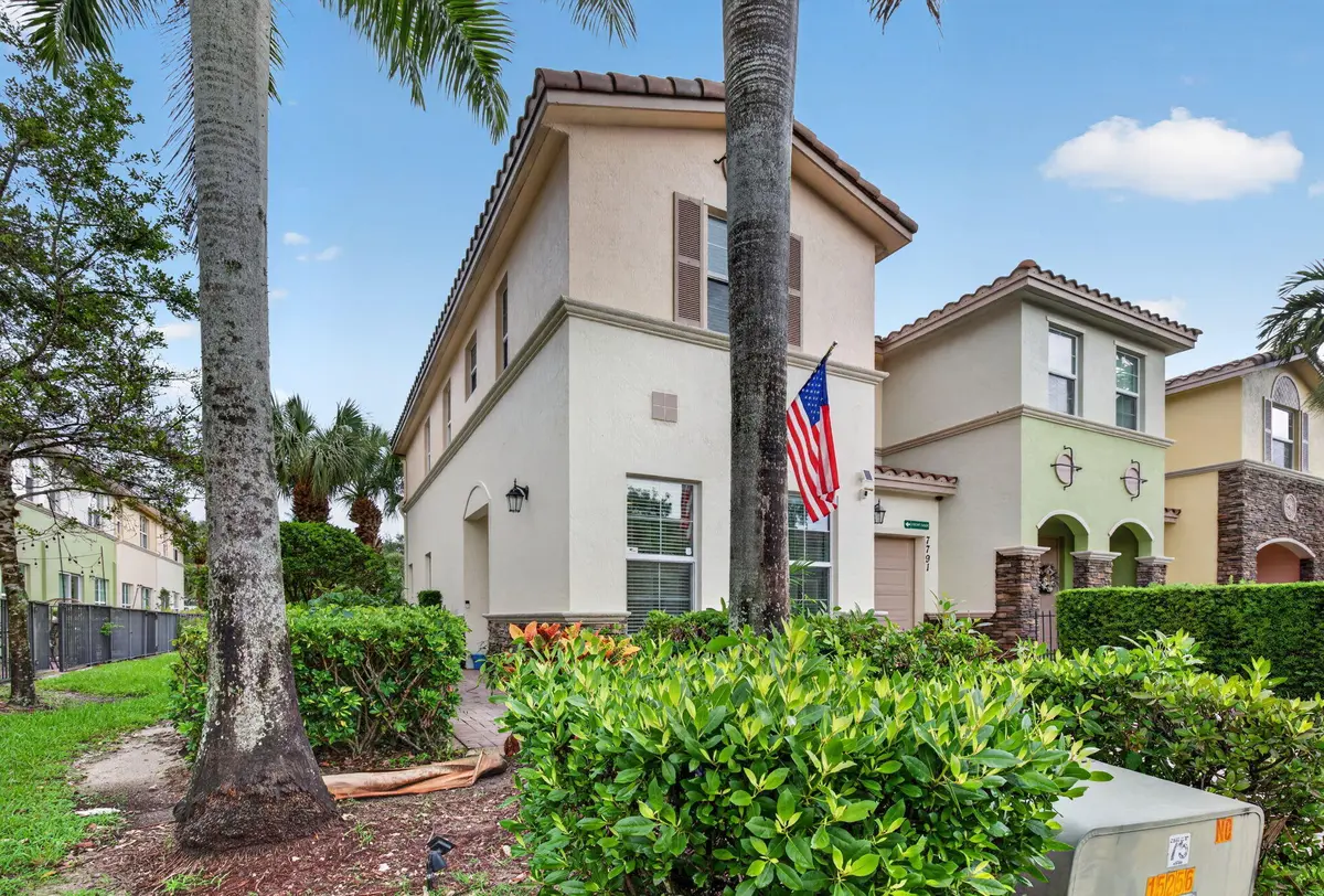 3-web-or-mls-_A7A9109 at 7791 SW 52ND Place 7791, Davie