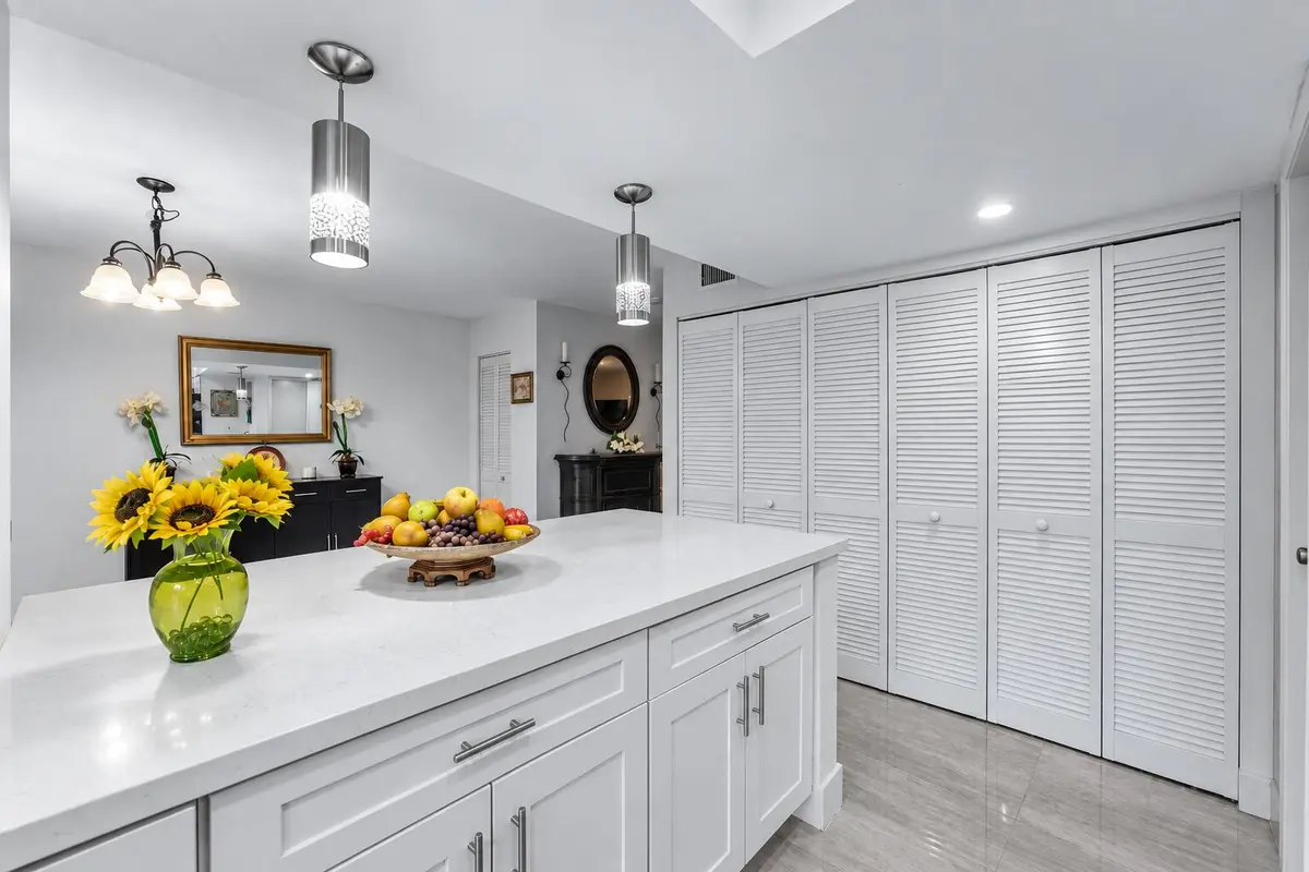 Kitchen at 209 Wimbledon Lakes Drive, Plantation