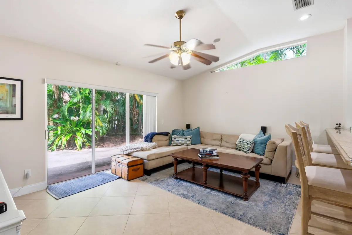 8-web-or-mls-005_0E2A3293 at 435 MOHAWK Lane, Boca Raton