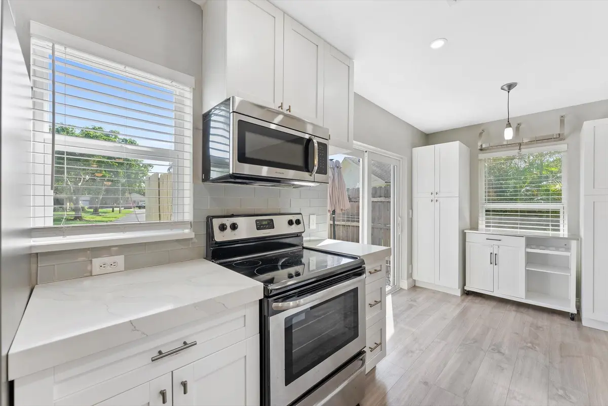12-12 at 191 SE 1st Circle, Boynton Beach