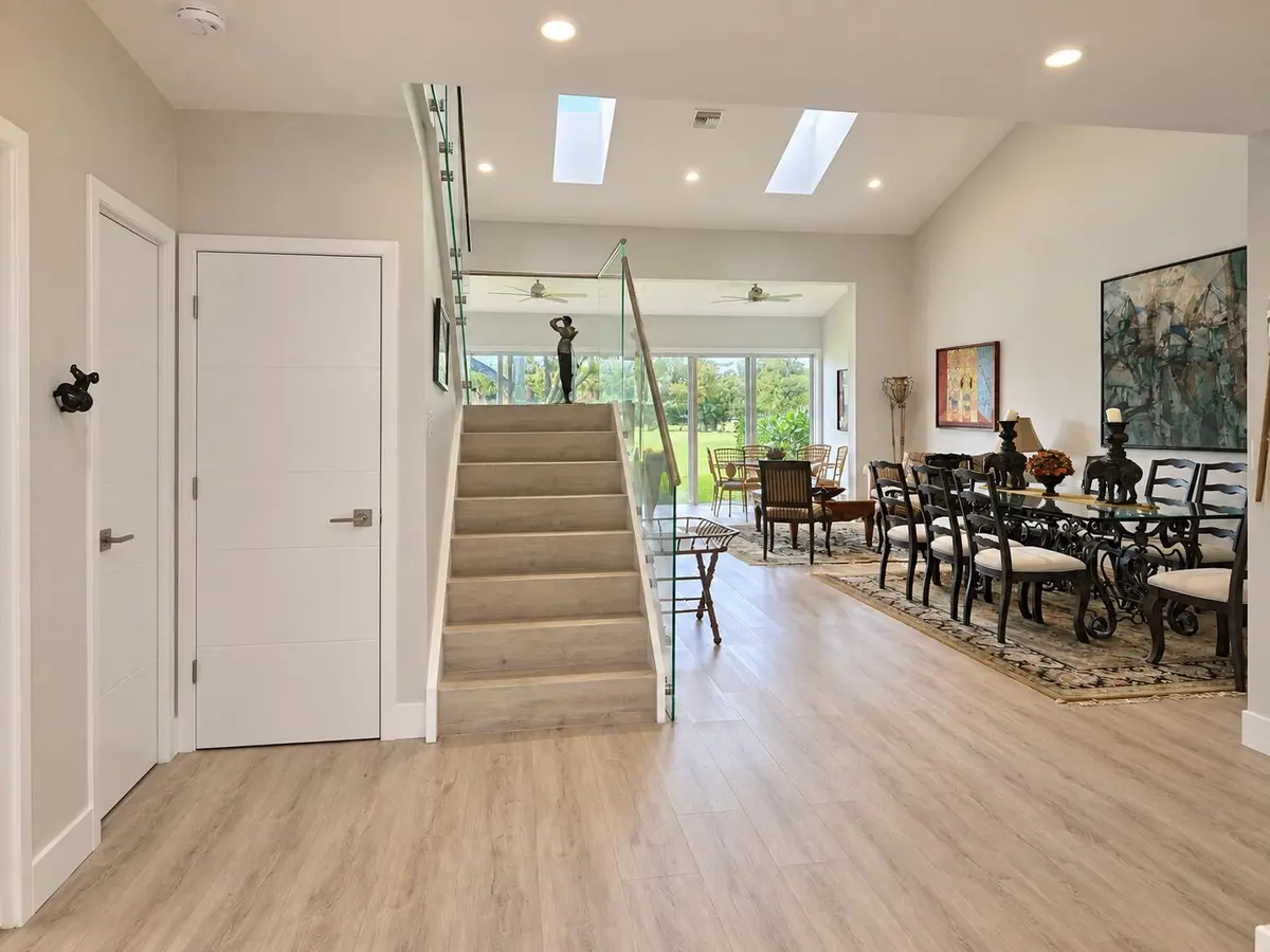 sala-comedor at 4103 CARRIAGE Drive H3, Pompano Beach