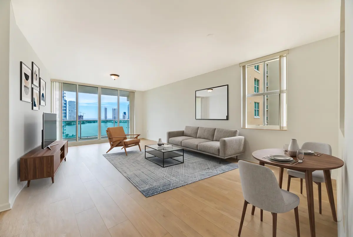 3340 40 at 3340 NE 190TH Street 1309, Aventura