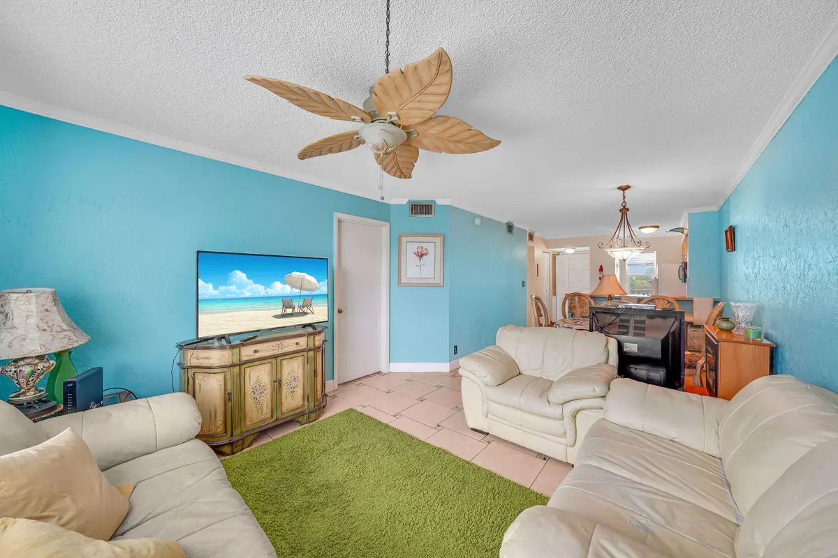 ABC06632 at 2104 S Cypress Bend Drive 408, Pompano Beach