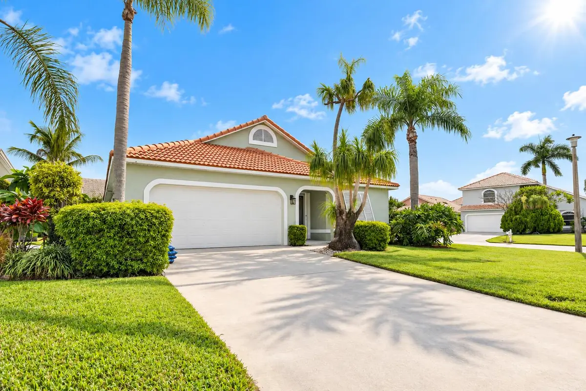 front at 6193 SE WINDSONG Lane, Stuart