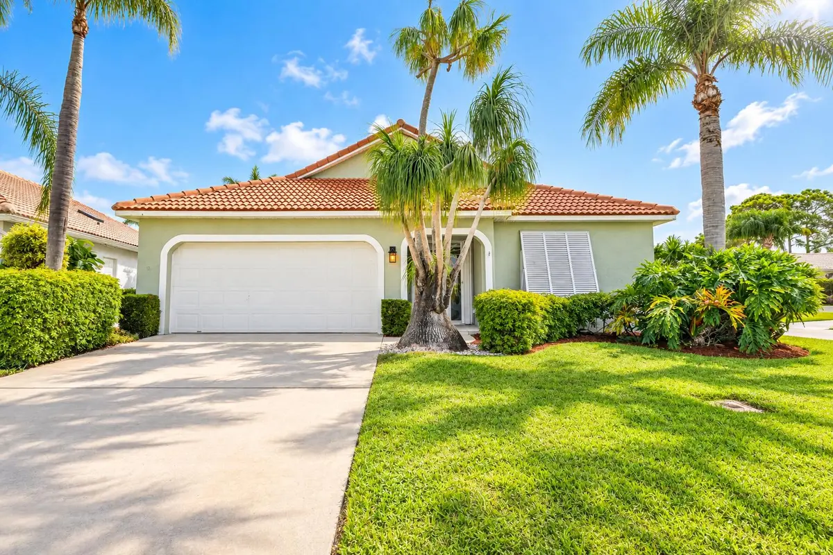 front at 6193 SE WINDSONG Lane, Stuart