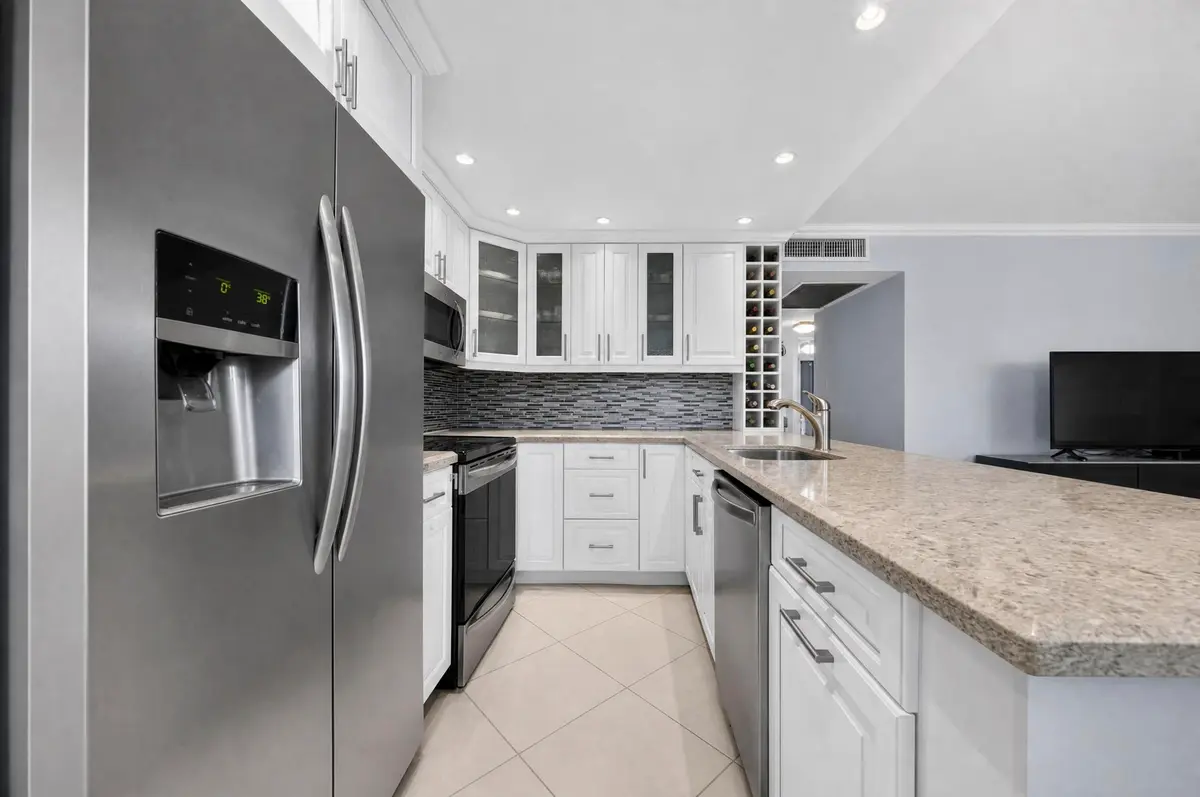 2079 Cambridge D 2079, Deerfield Beach, FL – photo 6