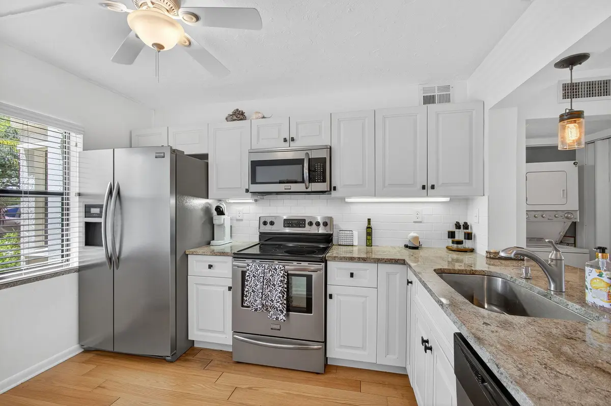 10-web-or-mls-045_5D1A1122 at 12790 Briarlake Drive 103, Palm Beach Gardens
