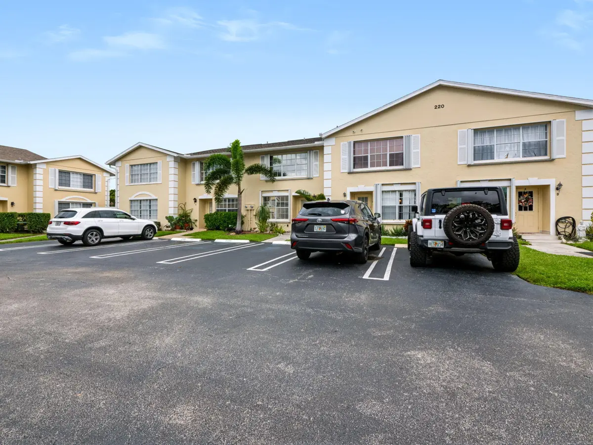 3-web-or-mls-220-foxtail-dr-001 at 220 Foxtail Drive G, Greenacres