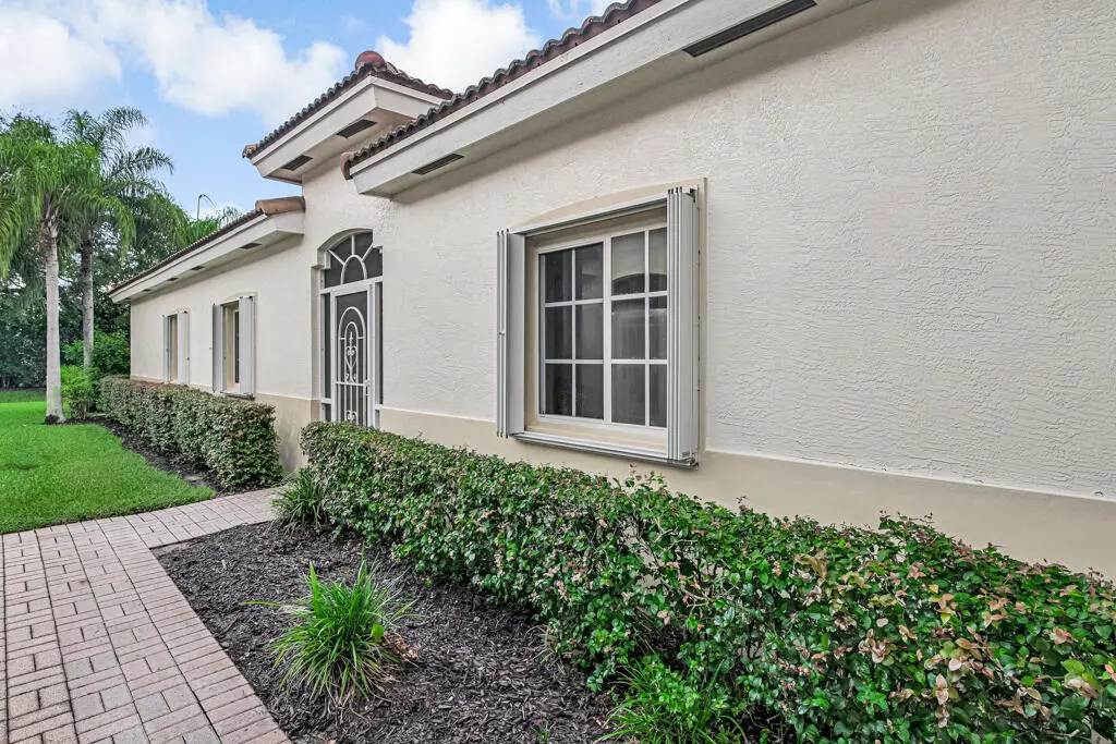 2327 WINDJAMMER Way, West Palm Beach, FL – photo 5