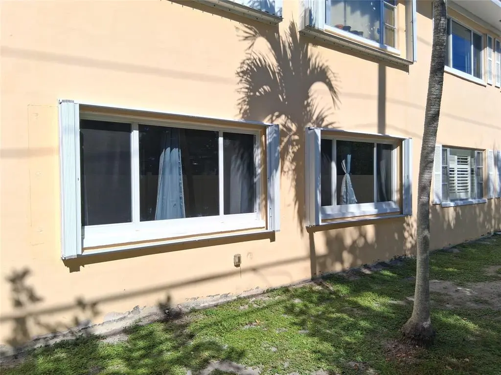 MD14 at 5720 NE 22ND Way 406, Fort Lauderdale