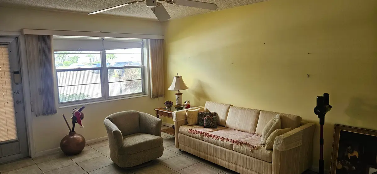 Living Room at 125 Northampton G, West Palm Beach