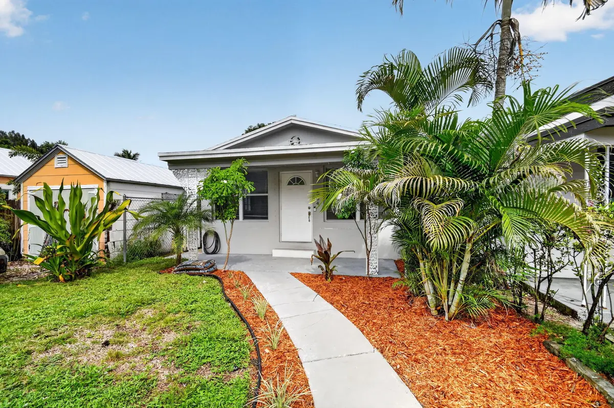 5-web-or-mls-DSC_7923 at 504 N E Street, Lake Worth Beach
