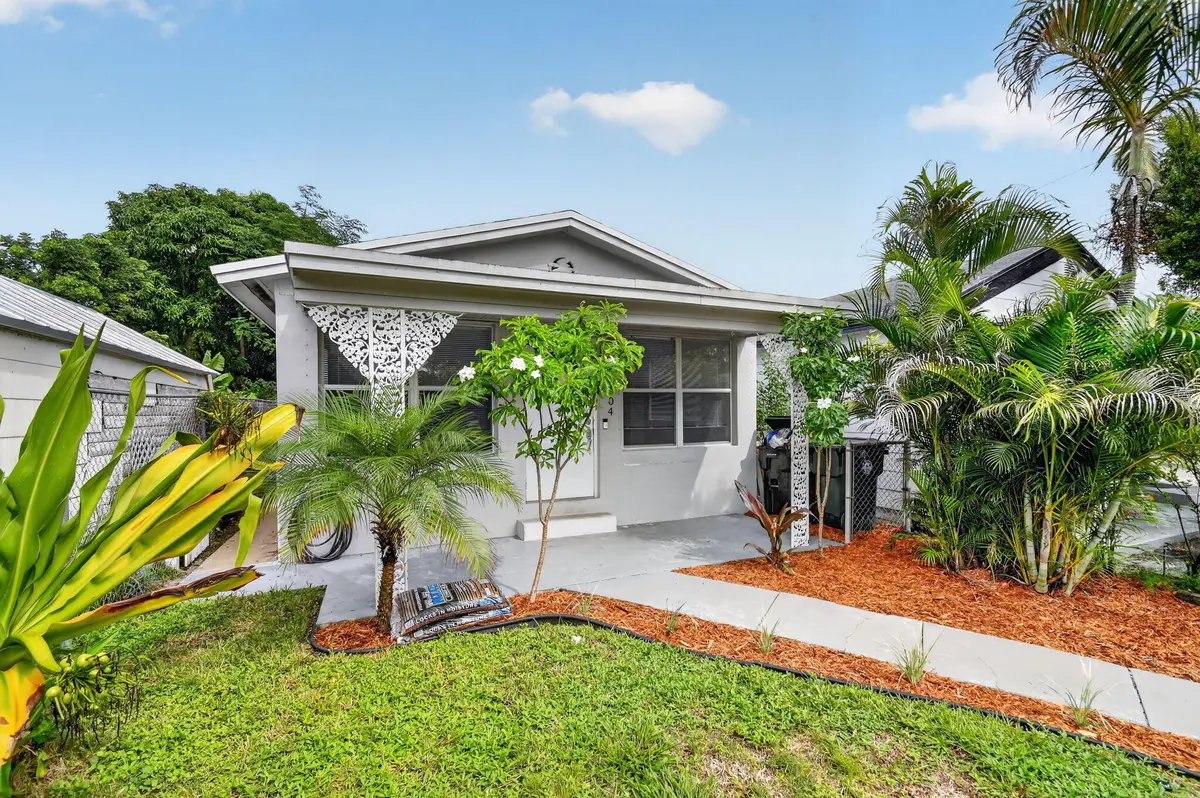 6-web-or-mls-DSC_7927 at 504 N E Street, Lake Worth Beach