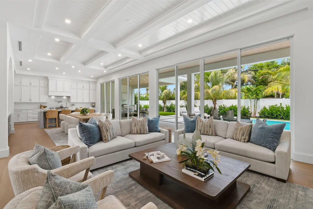 Great Room at 192 RIVER Drive, Tequesta