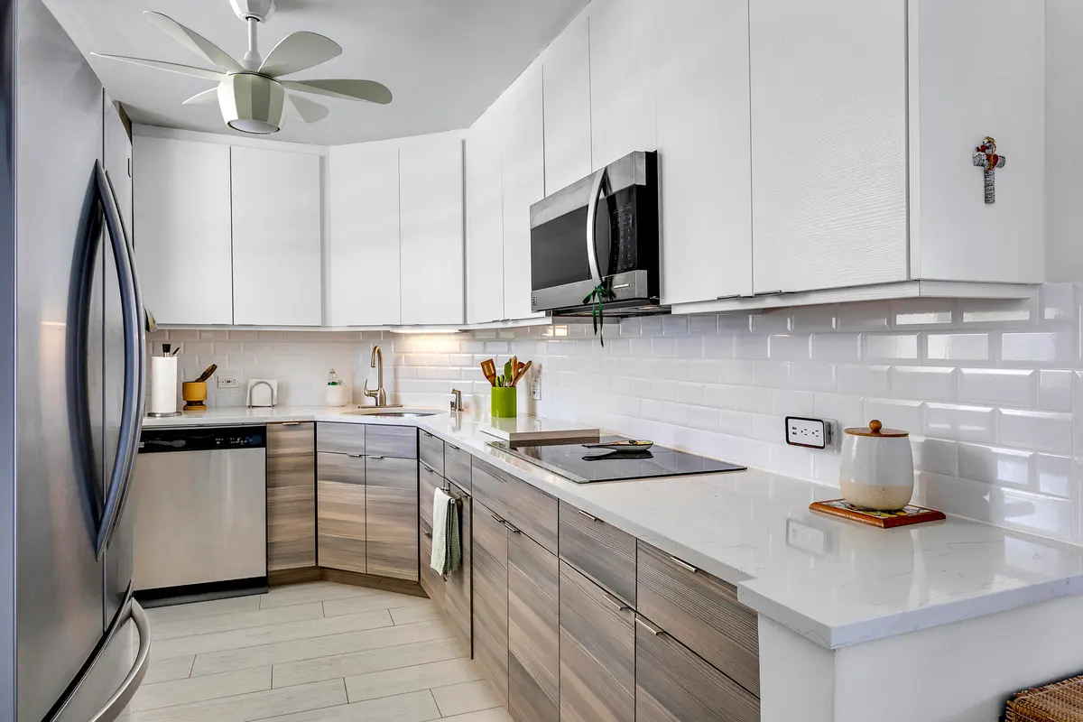 Kitchen at 132 LAKESHORE Drive 220, North Palm Beach