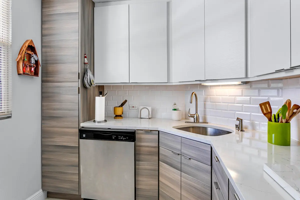 Kitchen at 132 LAKESHORE Drive 220, North Palm Beach