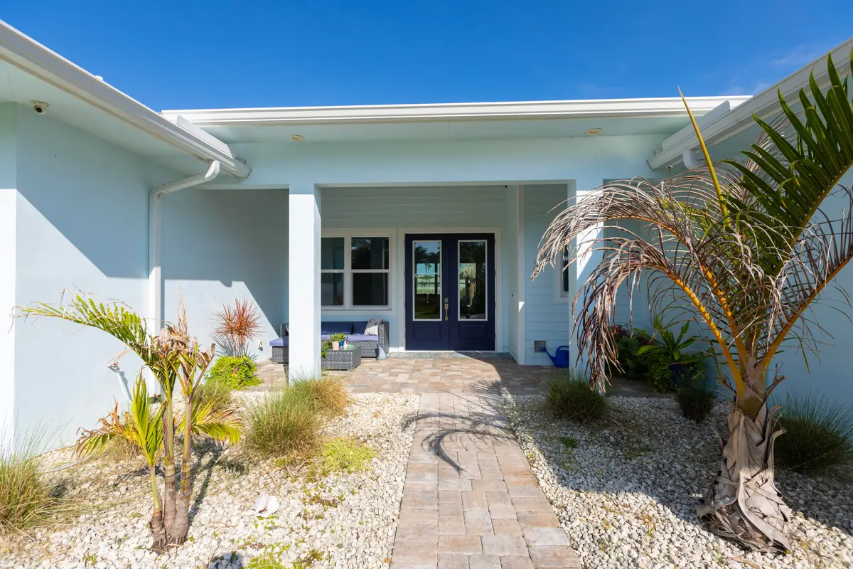 30-062A9872 at 5371 S 25th Street, Fort Pierce