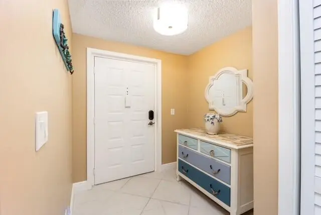 B102 foyer at 3100 SE PRUITT Road B102, Port St. Lucie