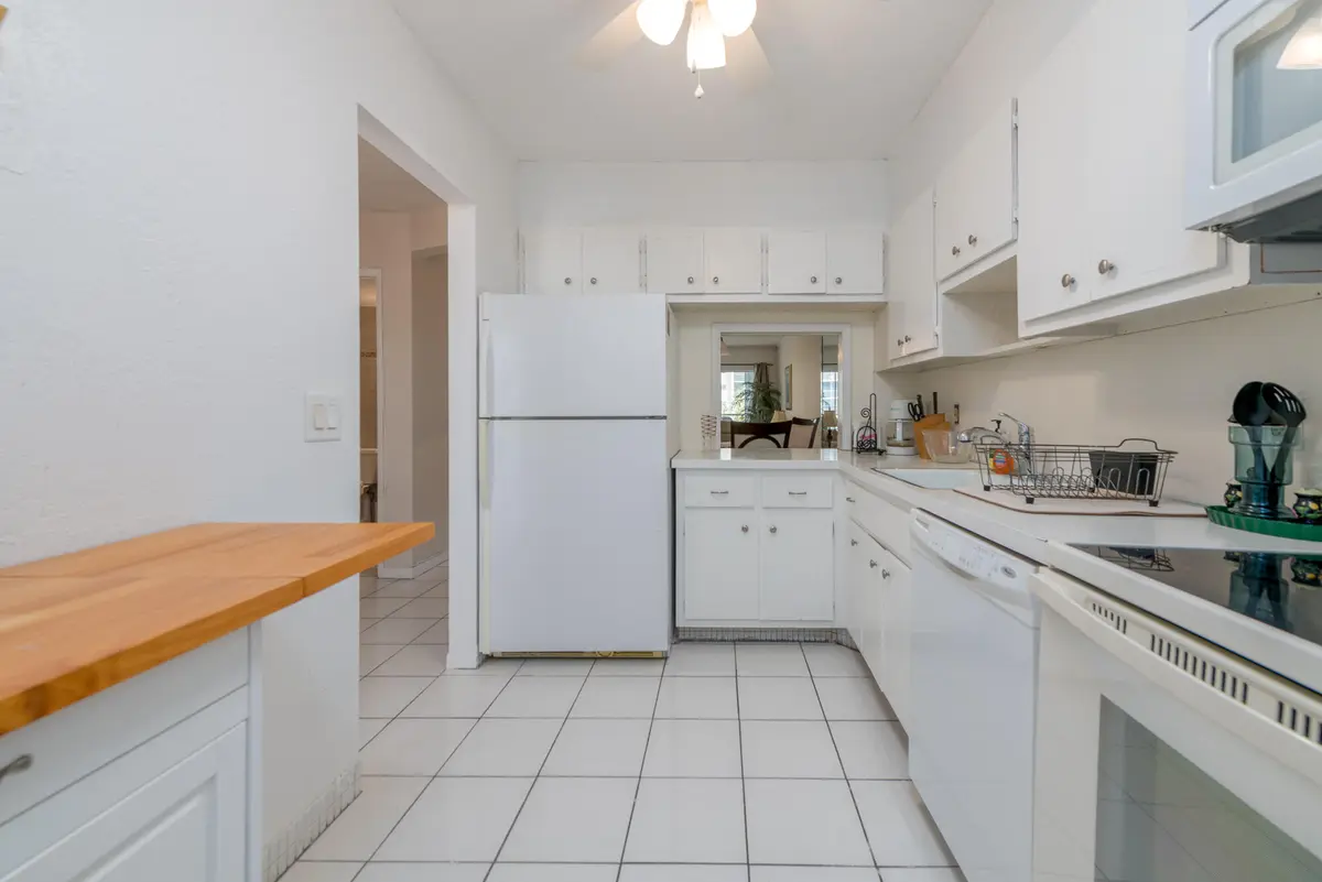 427-5 at 2731 NE 14TH ST Street 427, Pompano Beach