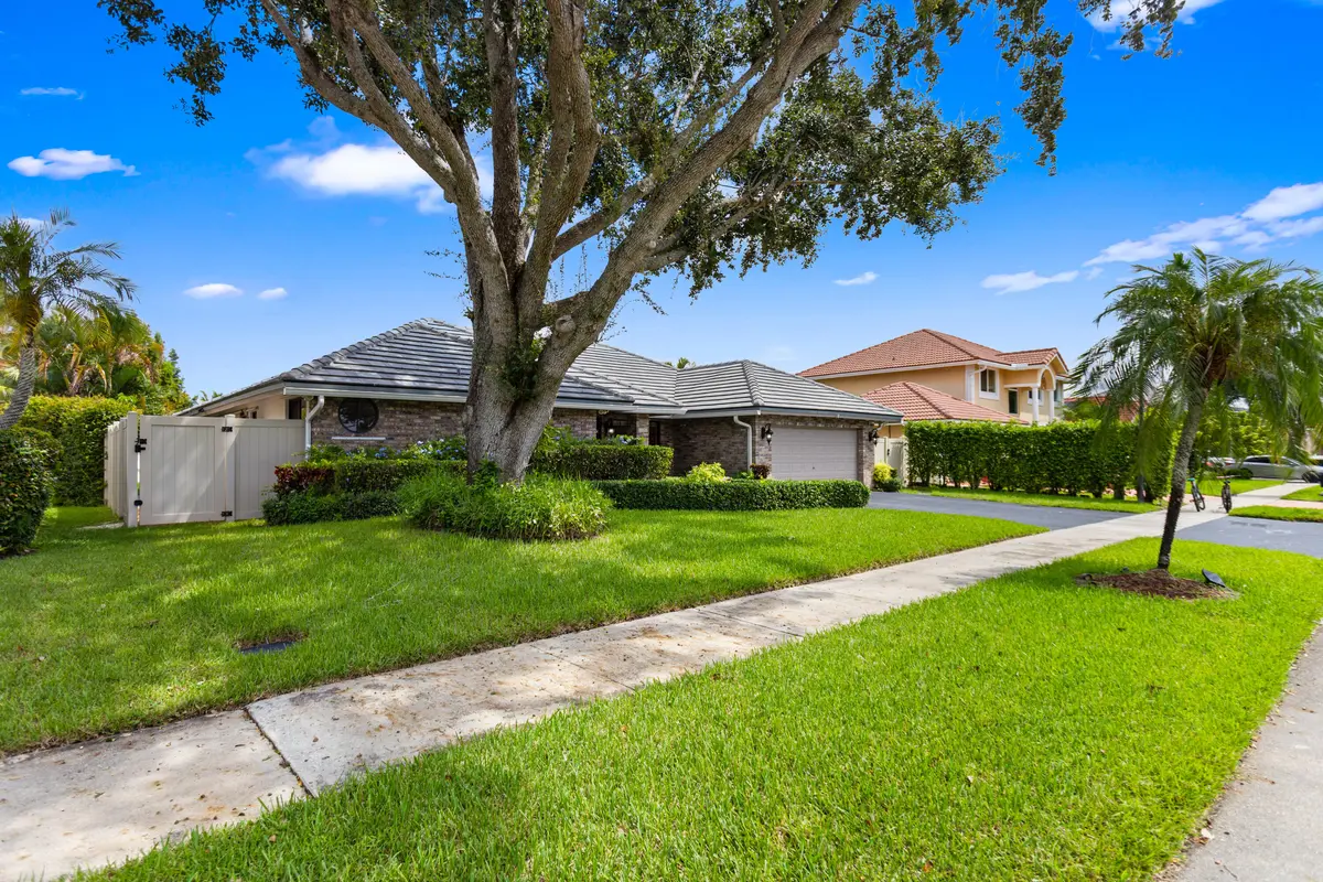 585A0713 at 14251 APPALACHIAN Trail, Davie
