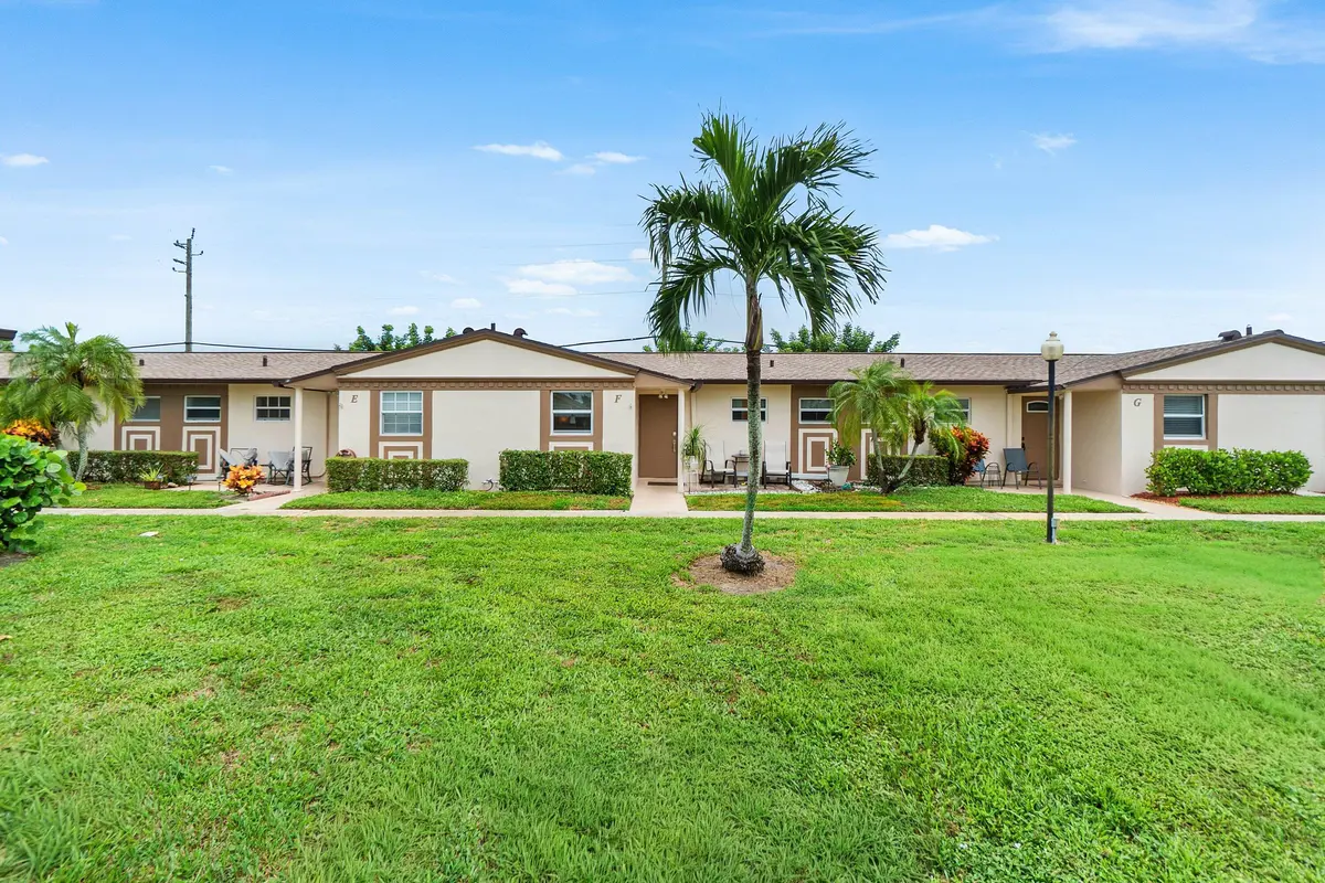001-2883CrosleyDriveWest-F-WestPalmBeach at 2883 CROSLEY Drive F, West Palm Beach