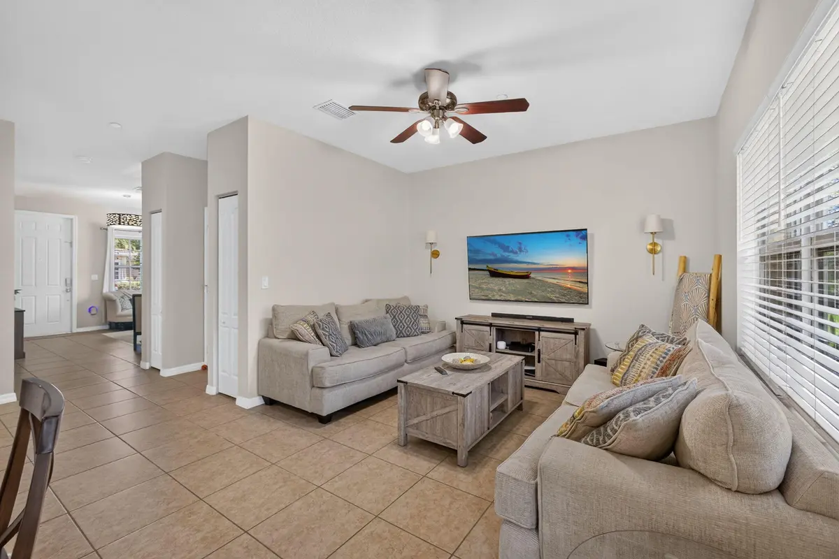 20-web-or-mls-5D1A4072 at 140 SW OTTER RUN Place, Stuart