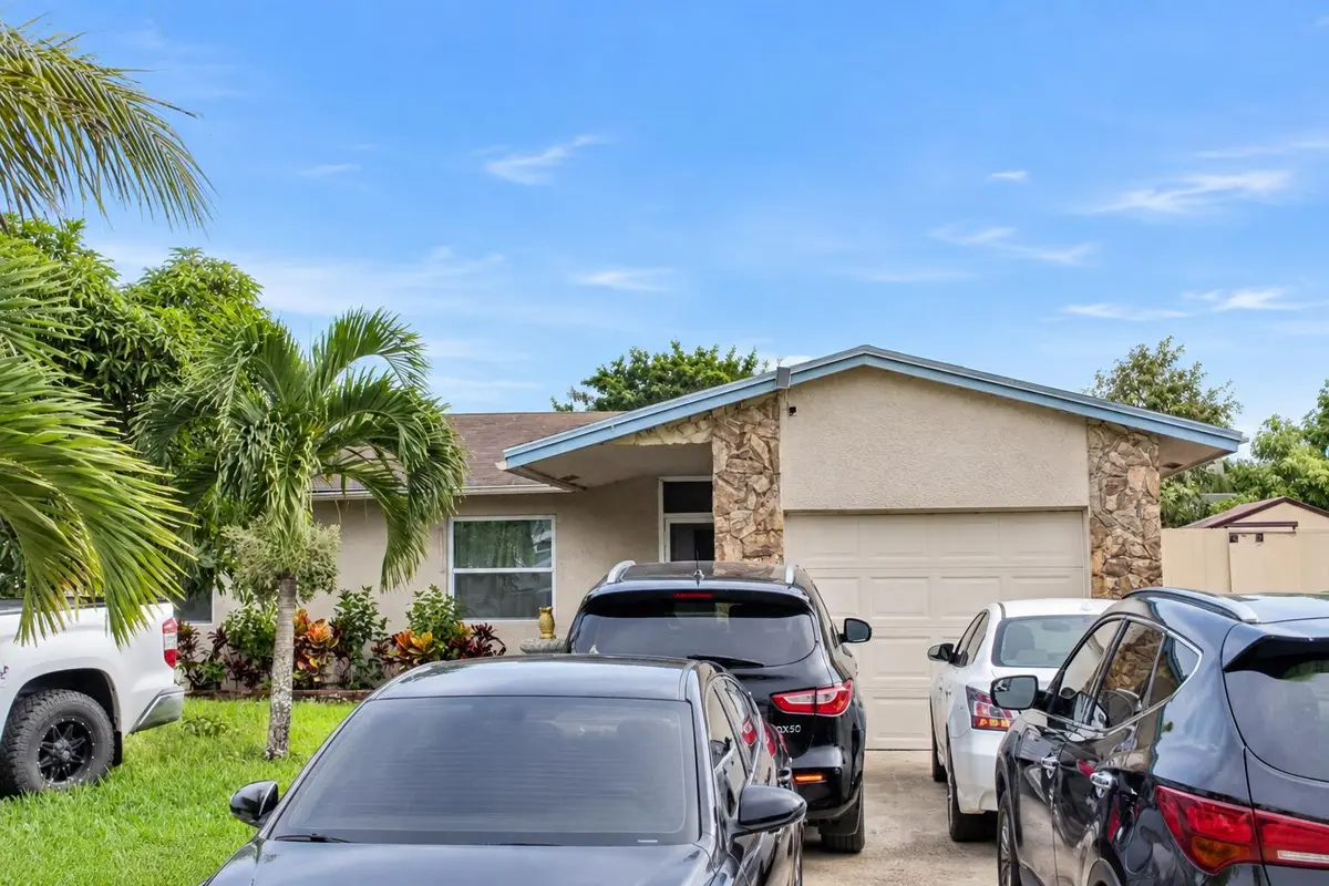 Outside at 7526 SW 8th Street, North Lauderdale