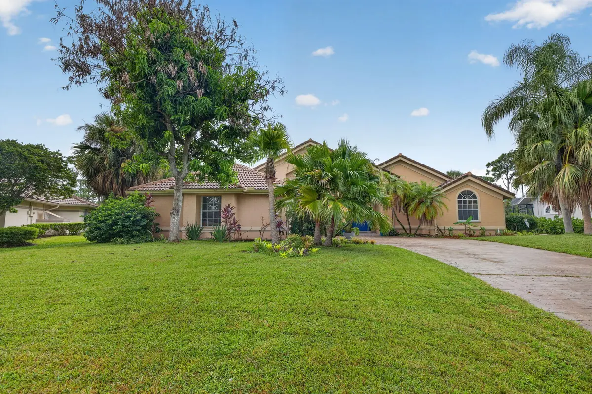 1-web-or-mls-3A5A6054 at 1306 SW COTTONWOOD Cove, Port St. Lucie