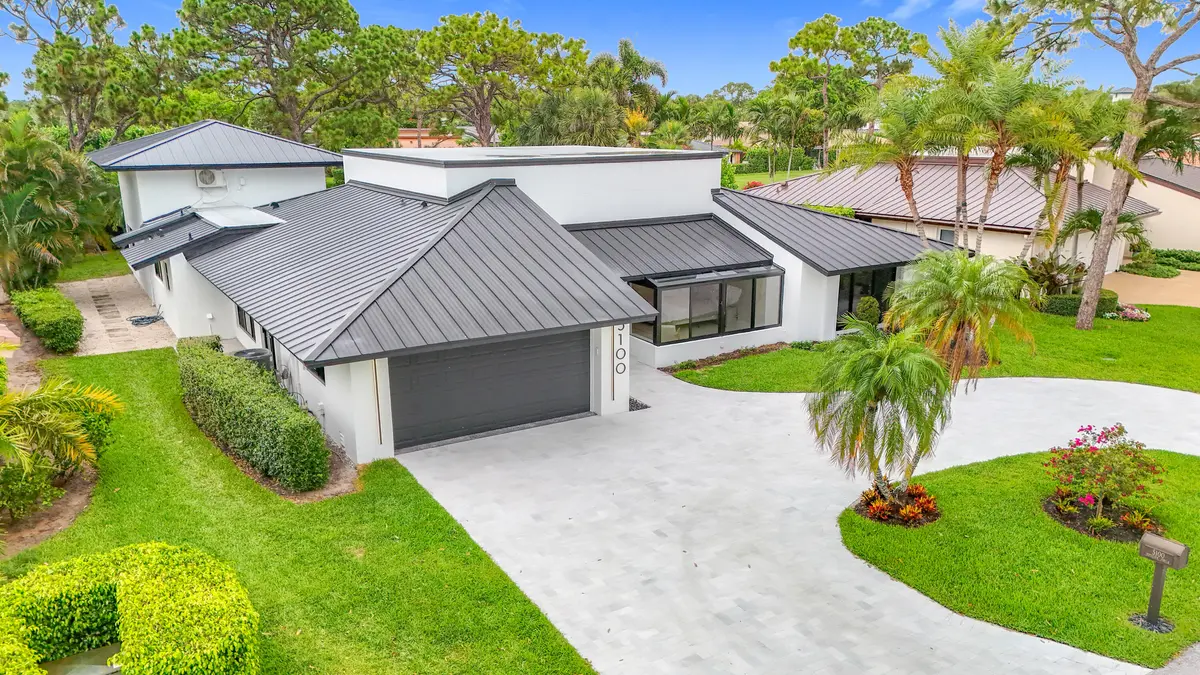 Aerial Front at 5100 Pineview Circle, Delray Beach