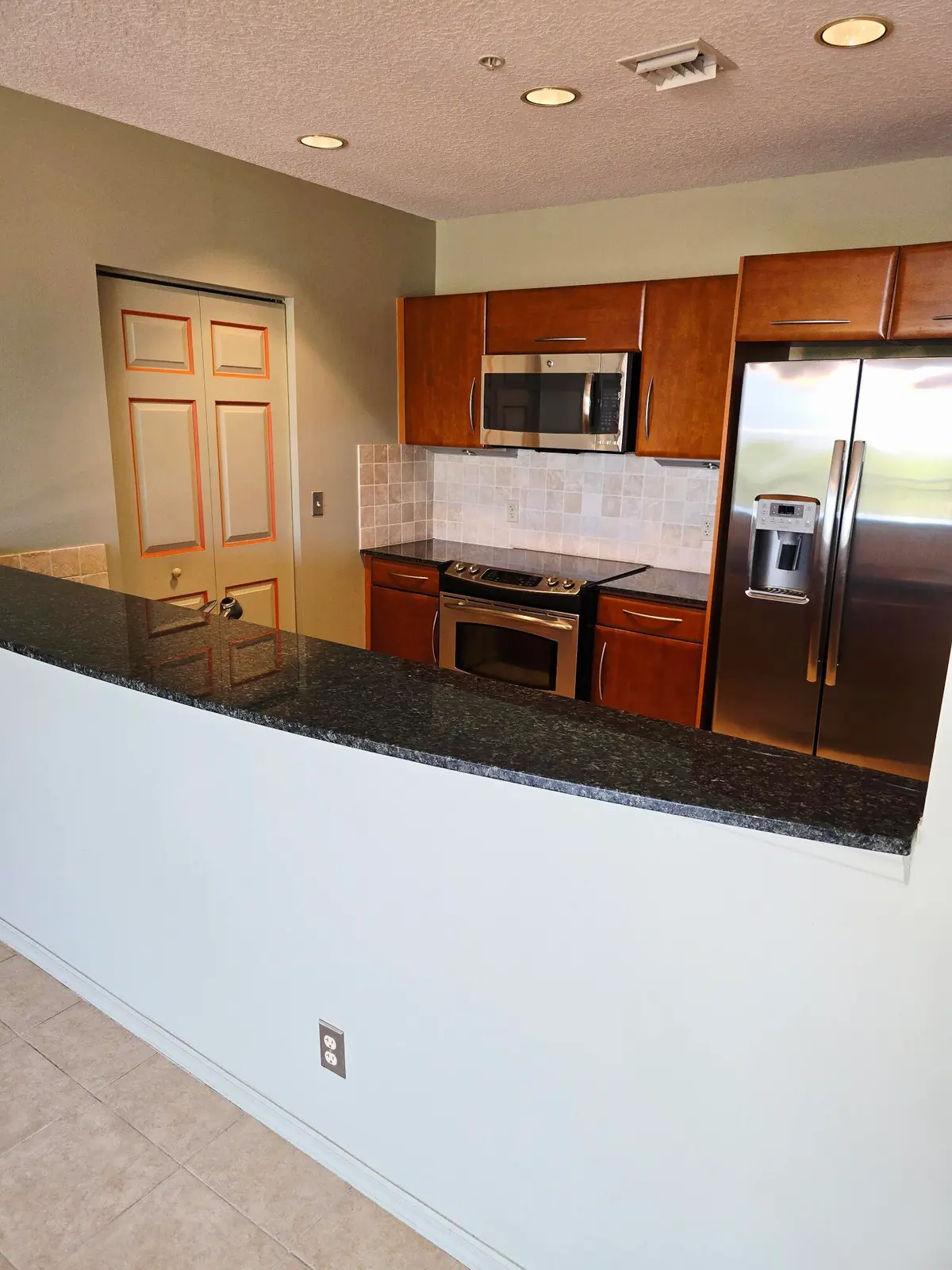 20260912_140942 at 511 Lucerne Avenue 512, Lake Worth Beach