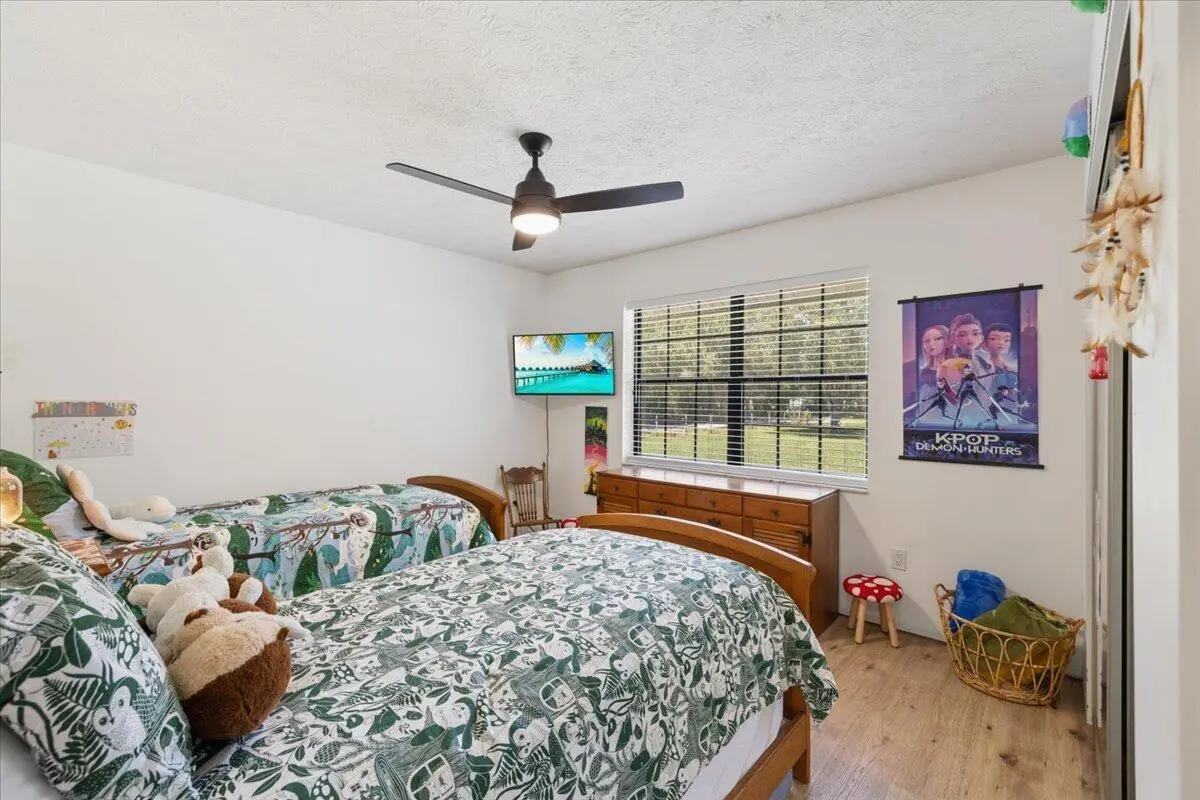 02-0B2A0390 at 10880 Heil Road, Fort Pierce