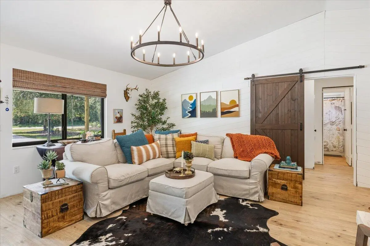 18-0B2A0730 at 10880 Heil Road, Fort Pierce