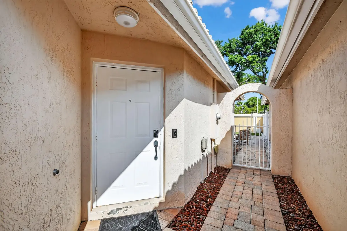 7-web-or-mls-DSC_5285 at 3387 Commodore Court, West Palm Beach