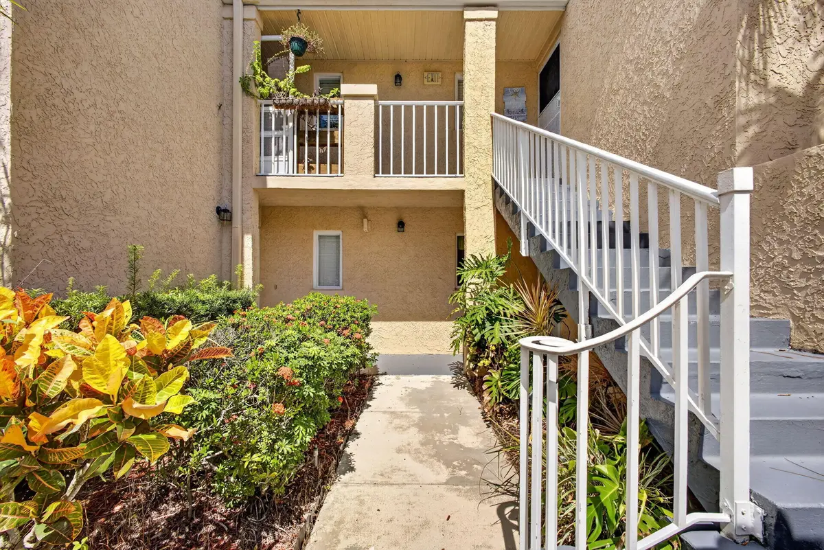5-web-or-mls-7R7A4163 at 1628 SE Green Acres Circle, Port St. Lucie