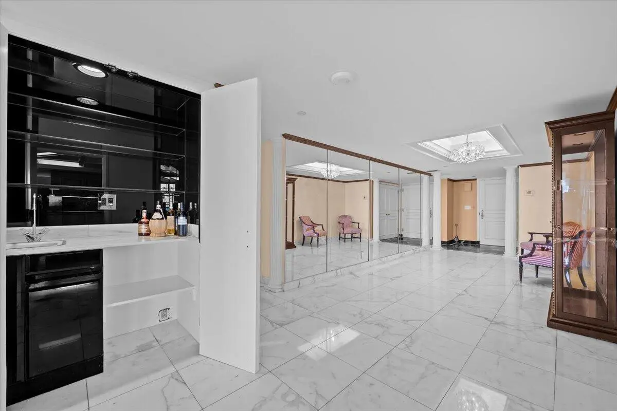 06-LUX_9603 at 100 Lakeshore Drive 558, North Palm Beach