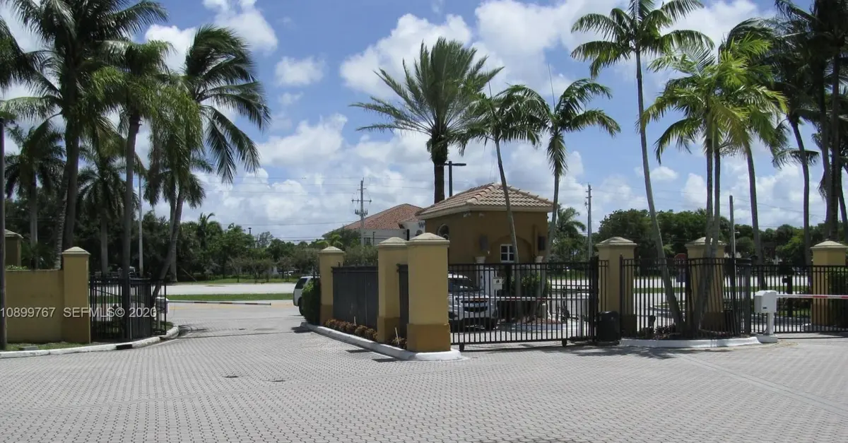 155 NW 96TH Terrace 2-302 at 155 NW 96TH Terrace Bldg 2 apt 302, Pembroke Pines