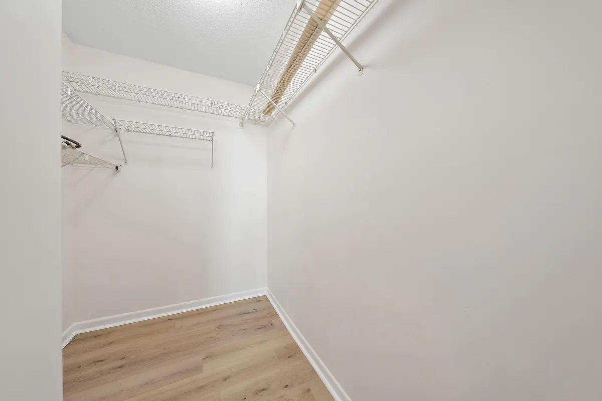 21A WALK-IN at 3404 GARDENS EAST Drive 21A, Palm Beach Gardens