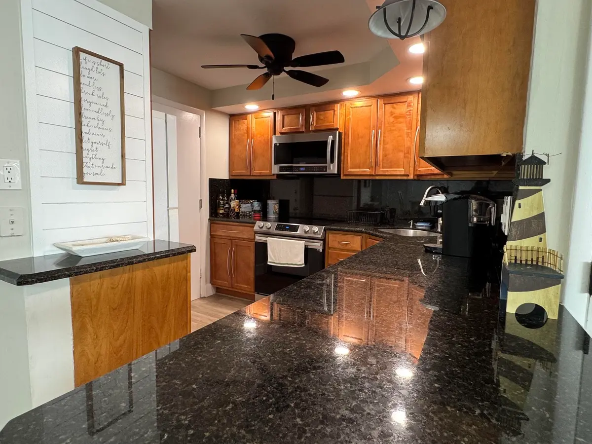 JH 707 kitchen at 305 N POMPANO BEACH Boulevard 707, Pompano Beach