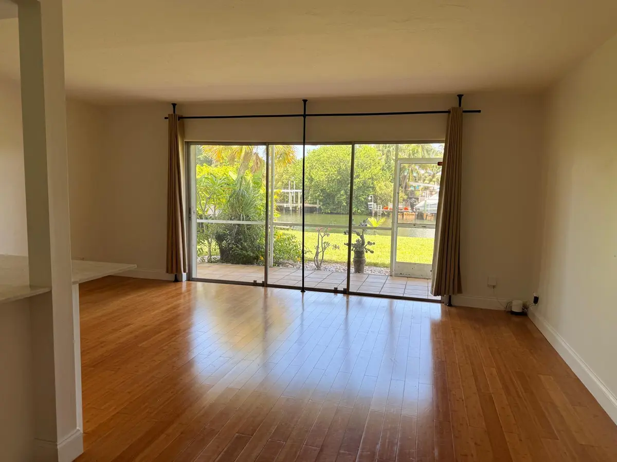 9b7e86e8-f412-438b-b77e-5be38aa5c872 at 342 Southwind Drive 101, North Palm Beach