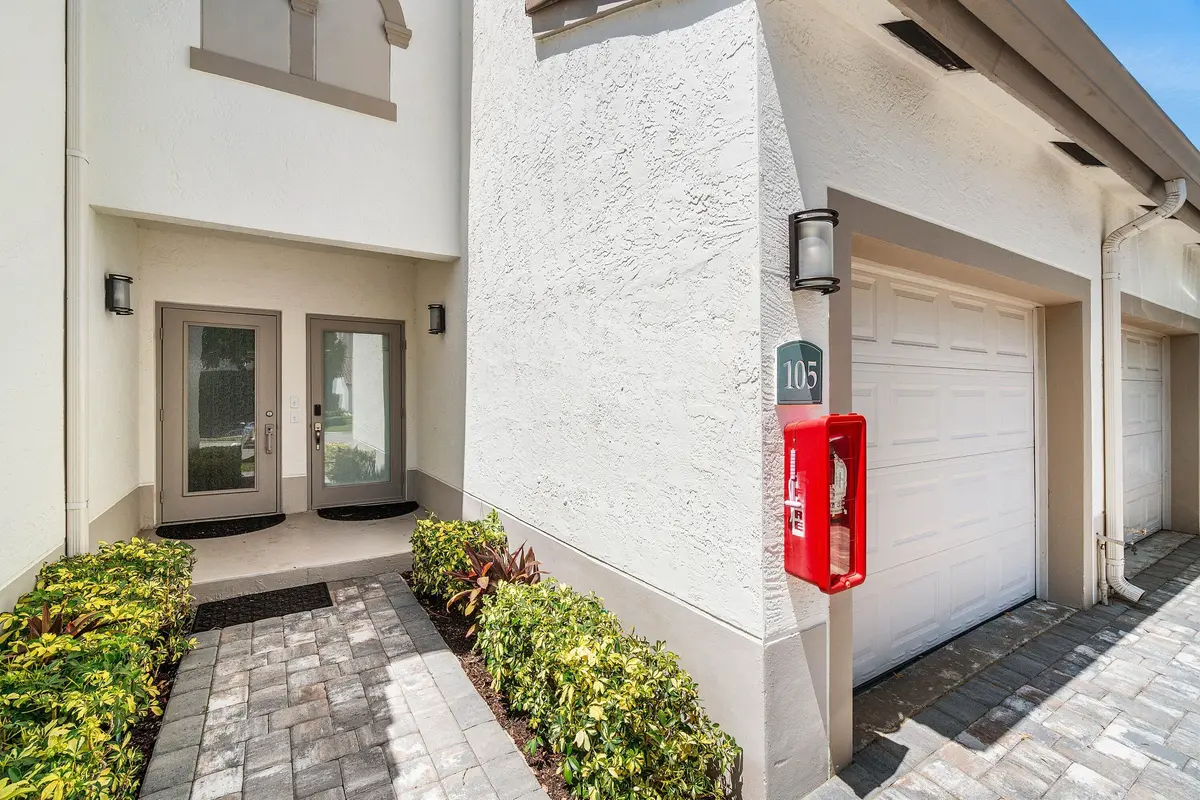 004-3604SouthOceanBoulevard-105-Highland at 3604 S Ocean Boulevard 105, Highland Beach