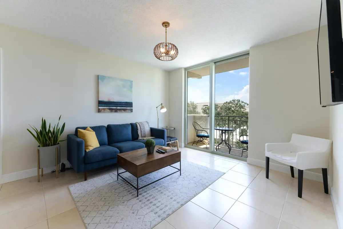 610 Clematis St Apt 406 West-large-004-0 at 610 Clematis Street, West Palm Beach