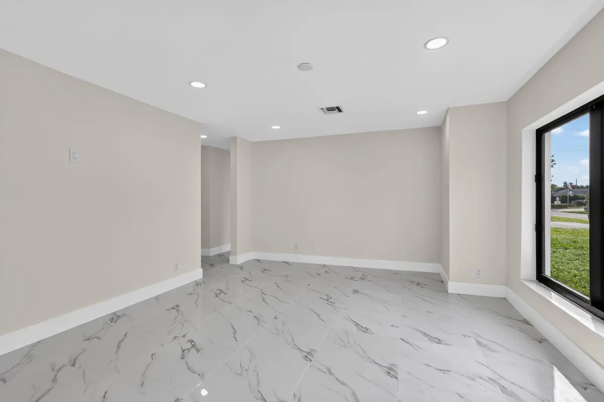 5-web-or-mls-_14A8876 at 3185 Riddle Road, West Palm Beach