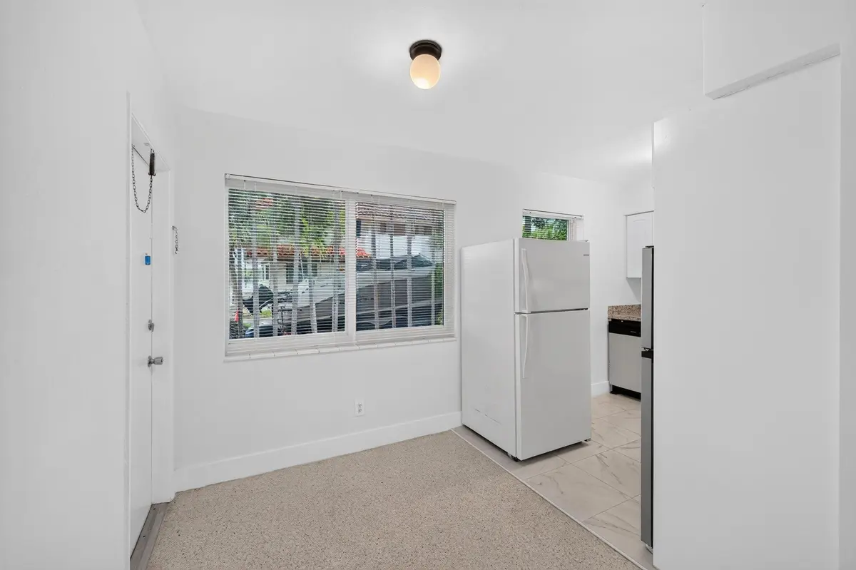 6-web-or-mls-699A6812 at 1821 MIDDLE RIVER Drive 7, Fort Lauderdale