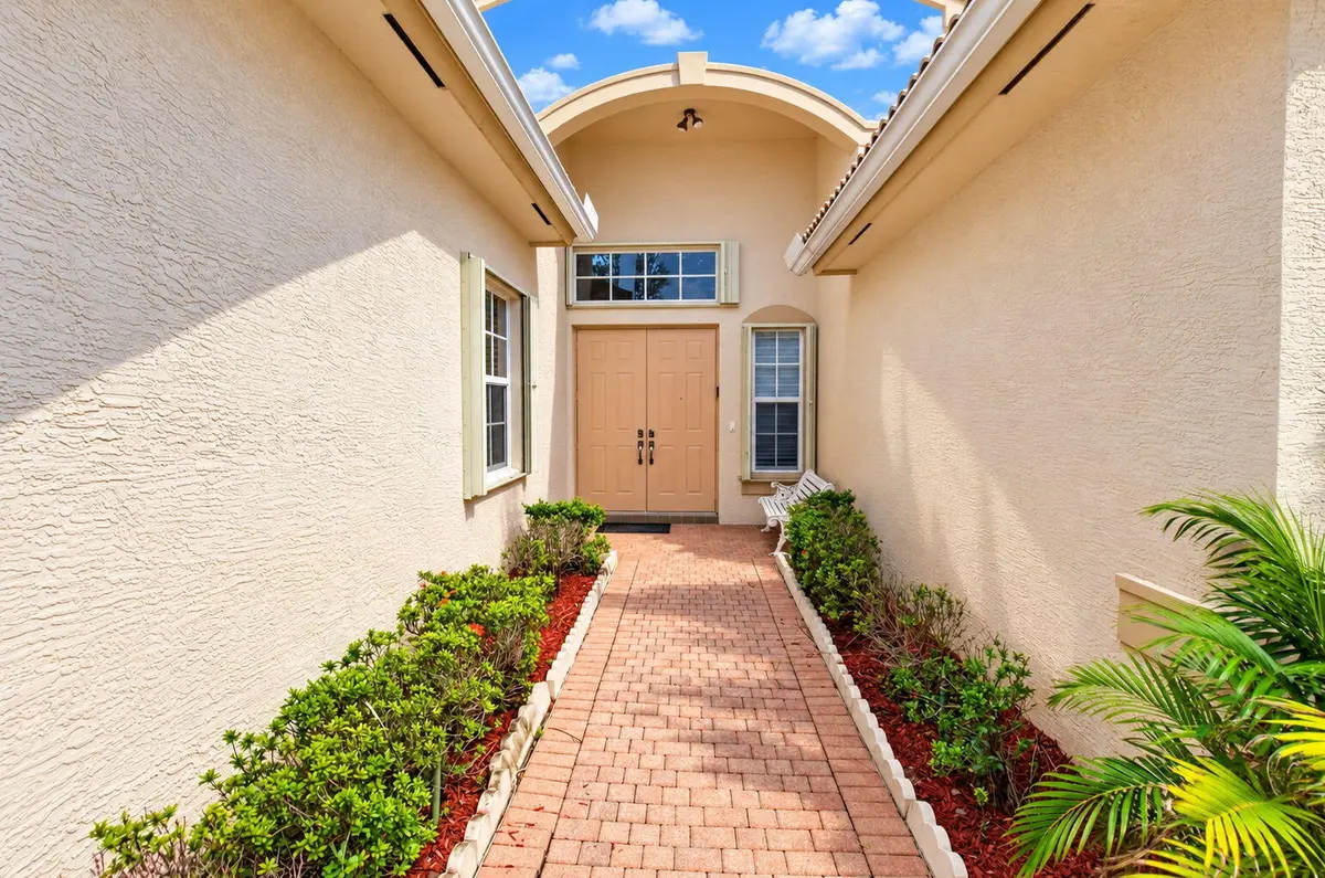 Front Walk at 8855 Starhaven Cove, Boynton Beach